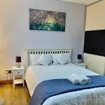 Lovely 1 Bed Studio Apartment With Free Parking